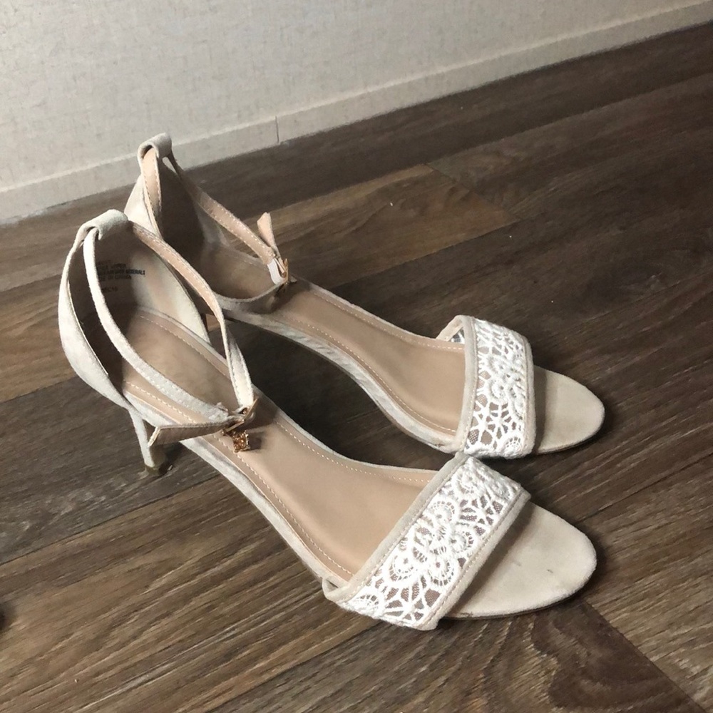Nanette Lepore heeled open toe sandals lace detail size 9
